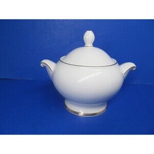 Mikasa Ultima + HK302 Cameo Gold Covered Sugar Bowl VGC